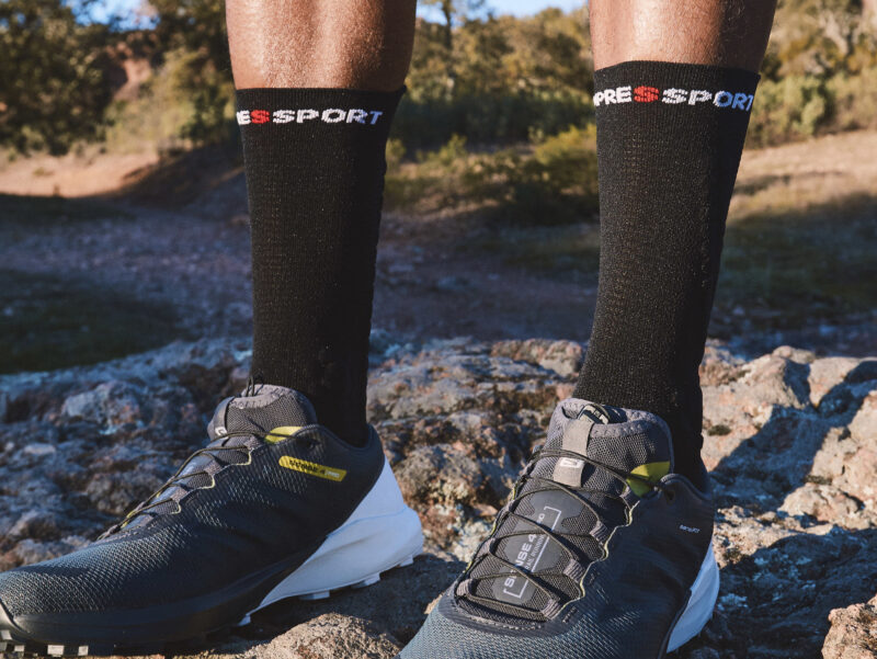 Compressport Pro Racing Socks v4.0 Trail - Image 8