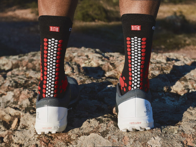 Compressport Pro Racing Socks v4.0 Trail - Image 11