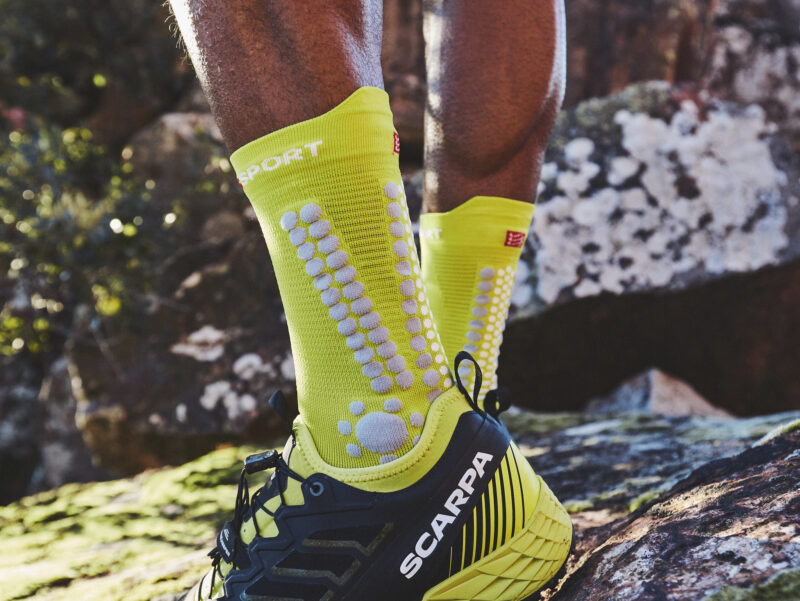 Compressport Pro Racing Socks v4.0 Trail - Image 18