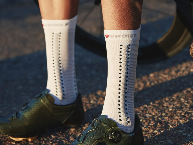 Compressport Pro Racing Socks v4.0 Bike - Image 18