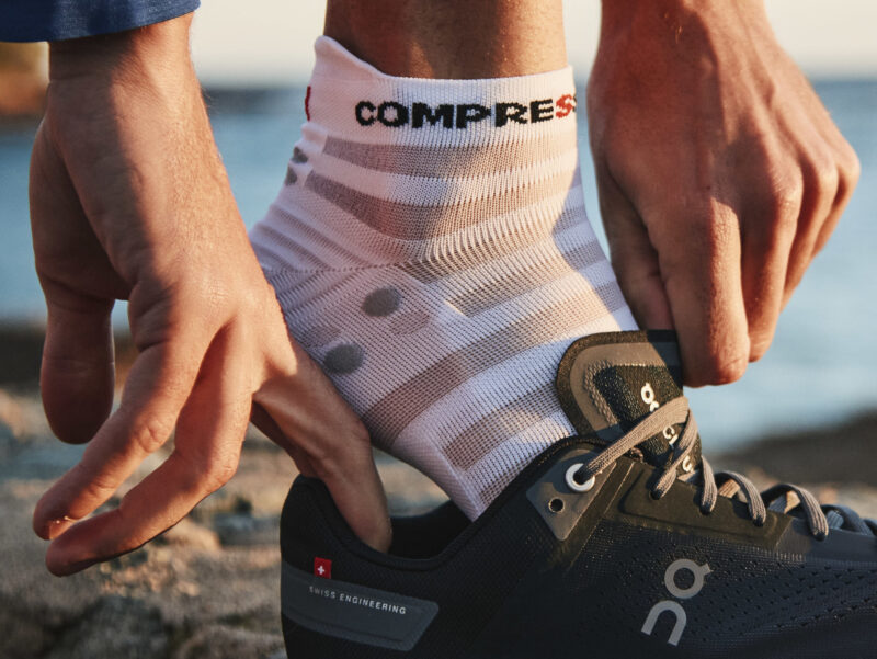 Compressport Pro Racing Socks v4.0 Ultralight Run Low - Image 19