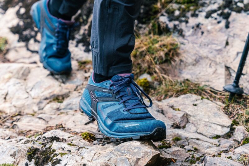 Inov8 Roclite G315 GTX V2 Navy/Purple Women - Image 2