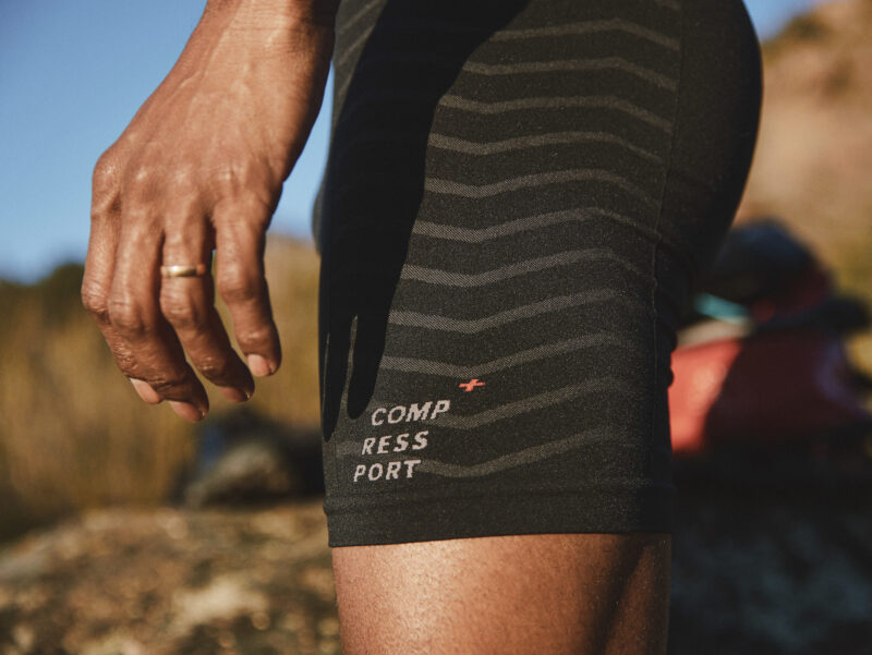Compressport Seamless Boxer Black/Grey Men - Image 2