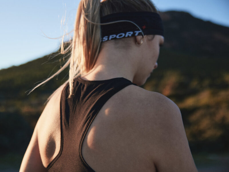 Compressport Performance Singlet Women - Image 5