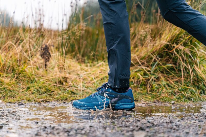 Inov8 Roclite G315 GTX V2 Navy/Purple Women - Image 10