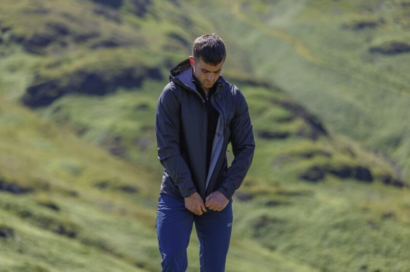 Inov8 VentureLite Jacket FZ Men - Image 6